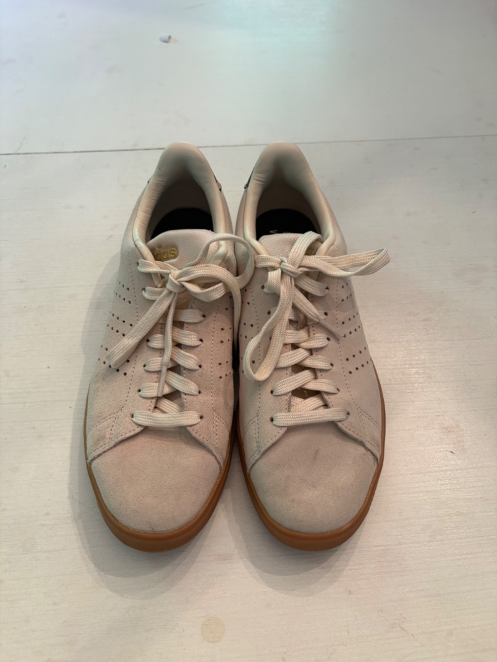 Adidas Women's Sneaker Size 9 1/2 - Picture 2 of 6
